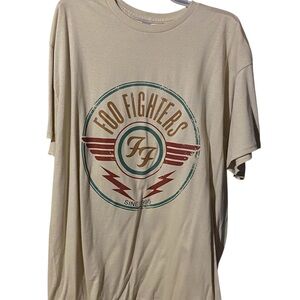Sand Graphic Classic T-Shirt size XL Foo Fighters